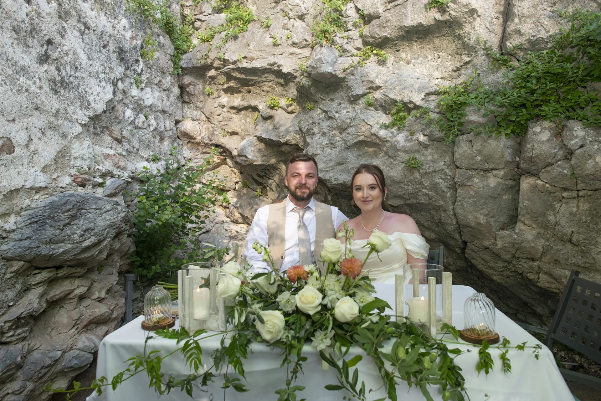 Wedding portrait in the streets of Malcesine
